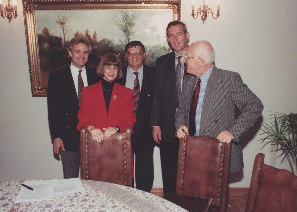 © 1992 HERITAGE FILMS